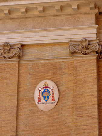 Emblem an der Fassade - Latium (Rom) (Rom)