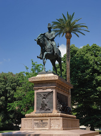 Statue von Carlo Alberto - Latium (Rom) (Rom)