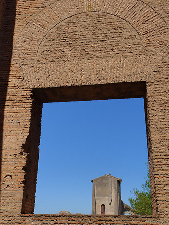 Fenster im Domus Augustana - Latium (Rom) (Rom)