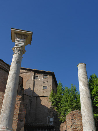 Fotos Säule am Tempel