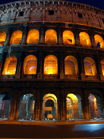 Fassade bei Nacht - Latium (Rom) (Rom)