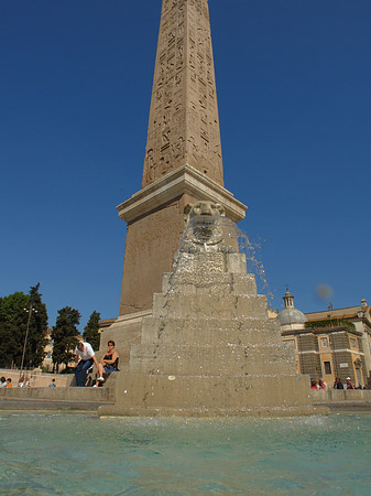 Obelisk mit Wasser - Latium (Rom) (Rom)