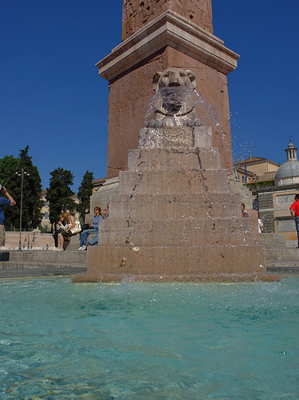 Obelisk mit Wasser - Latium (Rom) (Rom)