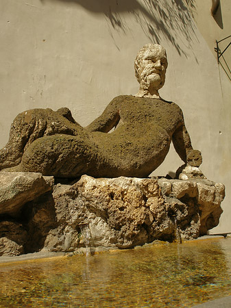 Brunnen - Latium (Rom) (Rom)