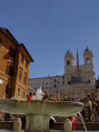 Kirche und der Barcaccia Brunnen - Latium (Rom) (Rom)