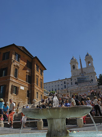 Kirche und der Barcaccia Brunnen - Latium (Rom) (Rom)