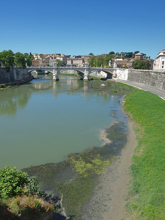 Tiber mit der Vittorio Emanuele II - Latium (Rom) (Rom)