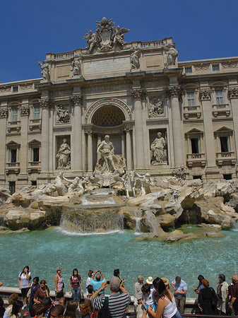 Menschen am Brunnen - Latium (Rom) (Rom)