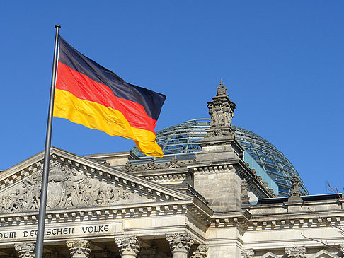 Flagge mit Kuppel - Berlin (Berlin)