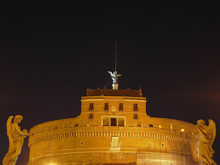 Engel auf der Burg - Latium (Rom) (Rom)