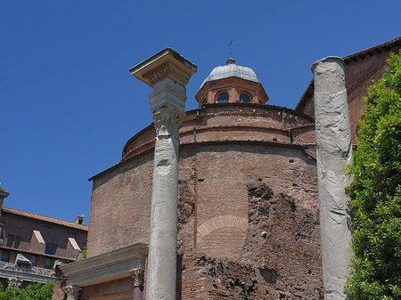 Tempel des Romulus