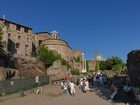 Weg am Tempel - Latium (Rom) (Rom)