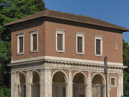 Foto Gebäude am Circus Maximus