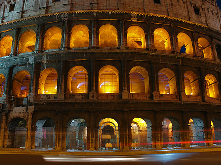 Fassade bei Nacht - Latium (Rom) (Rom)