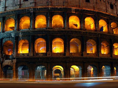 Fassade bei Nacht - Latium (Rom) (Rom)