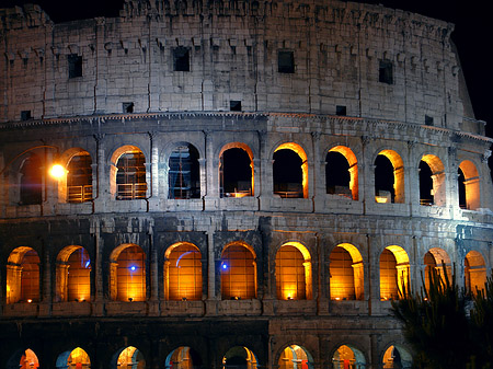 Fassade bei Nacht - Latium (Rom) (Rom)