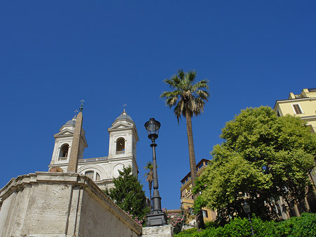 S. Trinita dei Monti mit Obelisk - Latium (Rom) (Rom)