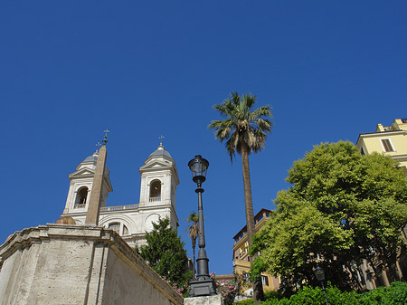 S. Trinita dei Monti mit Obelisk - Latium (Rom) (Rom)