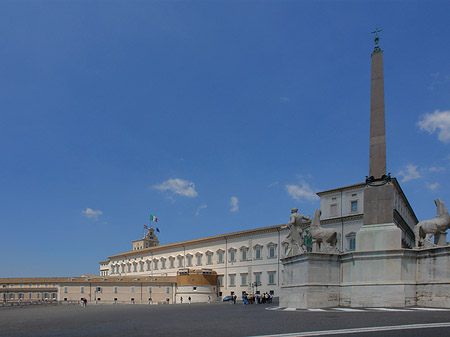 Quirinalspalast mit Obelisk - Latium (Rom) (Rom)