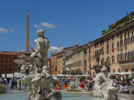 Meeresbrunnen mit Piazza - Latium (Rom) (Rom)